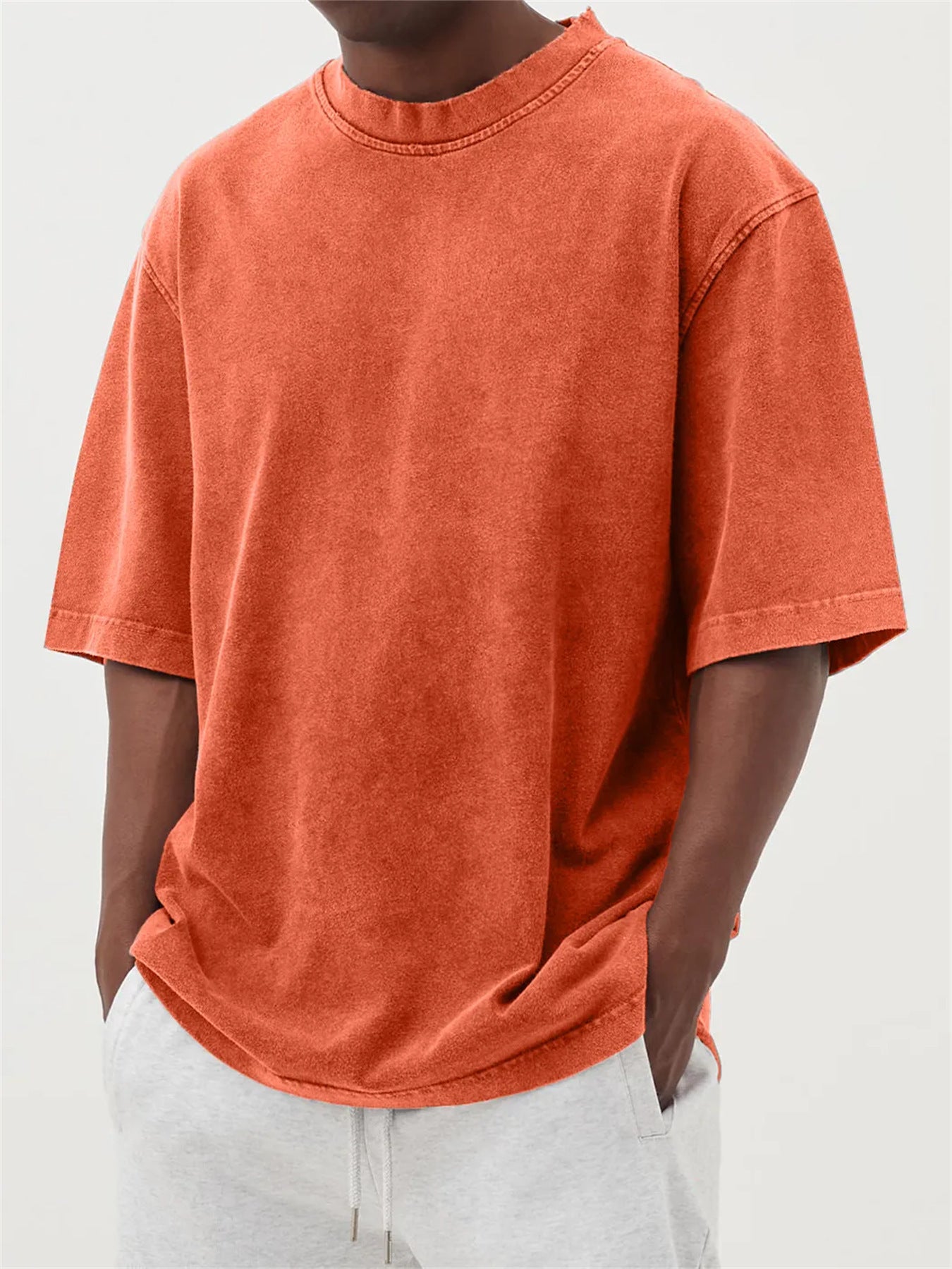 Camiseta de manga larga desgastada de color lavado para hombre